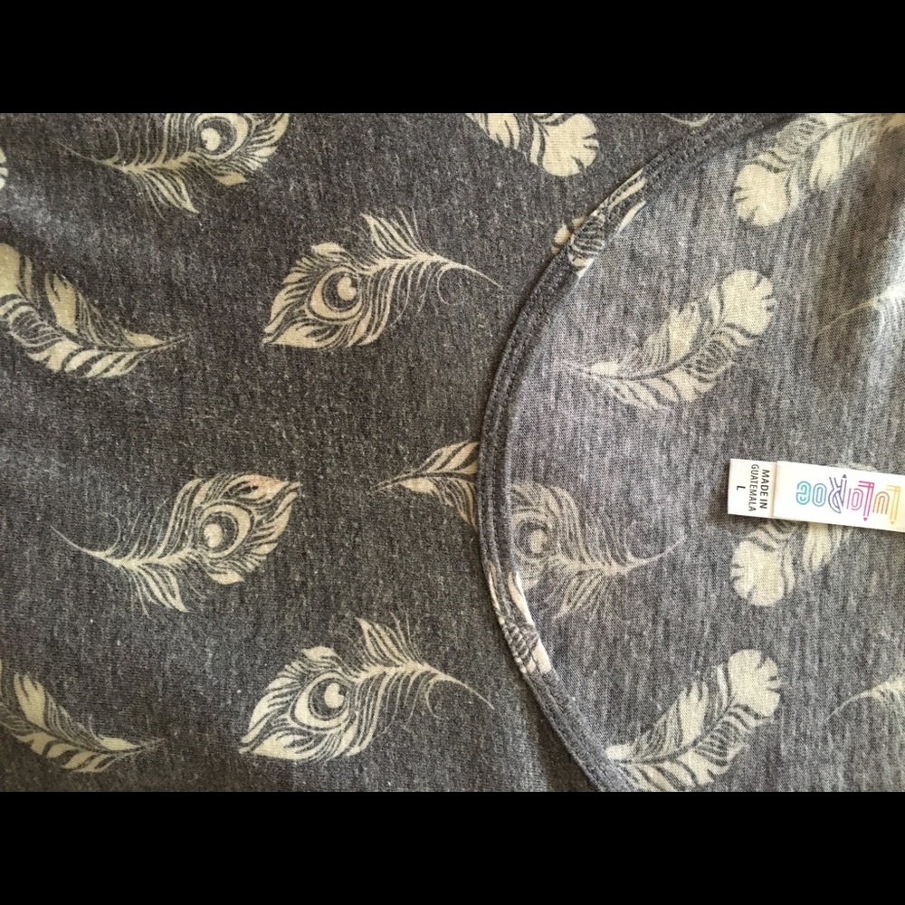 Lularoe Classic T L